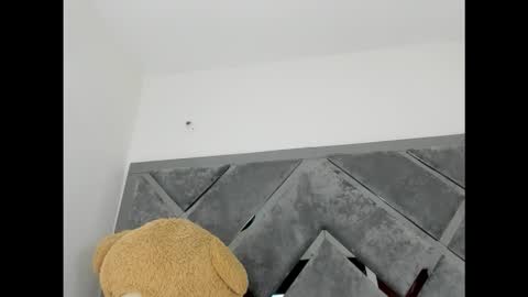 sweetsalome_01 online show from October 13, 2025, 2:17 pm