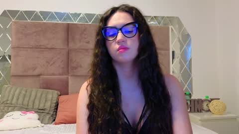 Snapshot of sweetscribe chatting on January 6, 2025, 7:09 am SweetScribe online show from January 6, 2025, 7:09 am