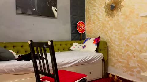 Snapshot of sweetscribe chatting on February 23, 2025, 8:28 am SweetScribe online show from February 23, 2025, 8:28 am