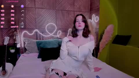 Snapshot of sweetshy_ chatting on October 9, 2025, 1:42 pm Alice online show from October 9, 2025, 1:42 pm