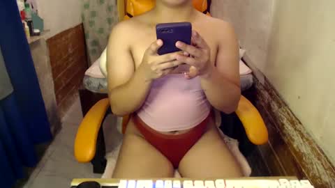 Snapshot of sweetsofia24 chatting on February 17, 2025, 4:04 pm Sofia online show from February 17, 2025, 4:04 pm