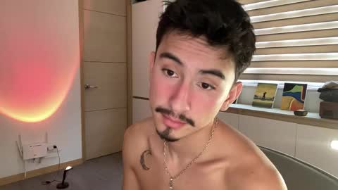 Andy  online show from November 26, 2025, 5:47 pm