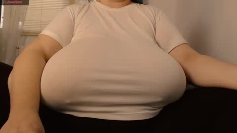 Maya online show from February 19, 2025, 2:23 pm