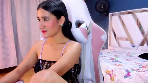 Snapshot of sweettyalondra chatting on March 2, 2025, 12:31 am ALONDRA online show from March 2, 2025, 12:31 am