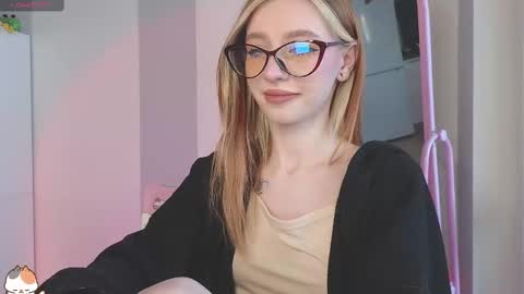 Elis  a little vacation Ill be here Saturday my schedules in bio online show from December 5, 2024, 11:05 am