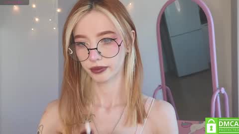 Elis  a little vacation Ill be here Saturday my schedules in bio online show from January 17, 2025, 8:13 am