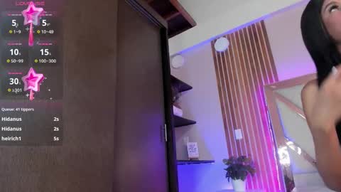 Snapshot of sweetviolet___ chatting on February 23, 2025, 6:01 pm sweetviolet___ online show from February 23, 2025, 6:01 pm