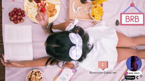 Snapshot of sweetviolet___ chatting on November 16, 2025, 12:11 pm sweetviolet___ online show from November 16, 2025, 12:11 pm