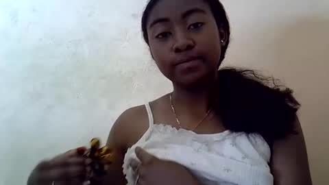 Snapshot of sweety_miorah_7 chatting on October 26, 2025, 6:47 pm Miorah online show from October 26, 2025, 6:47 pm
