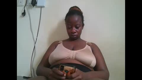 sweetyass25 online show from September 9, 2025, 6:13 am