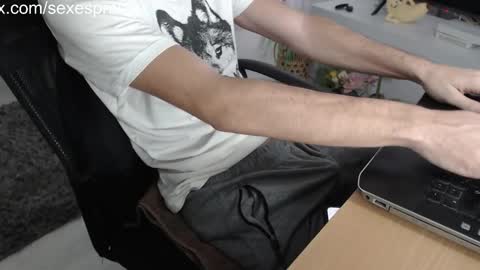 SwetLittleBoy4u online show from November 4, 2025, 10:14 am