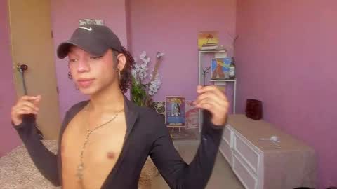 Snapshot of swettcabol chatting on January 2, 2025, 3:51 pm swettcabol online show from January 2, 2025, 3:51 pm