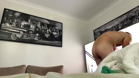 Snapshot of swif11463653 chatting on December 24, 2024, 7:17 am Mattis online show from December 24, 2024, 7:17 am