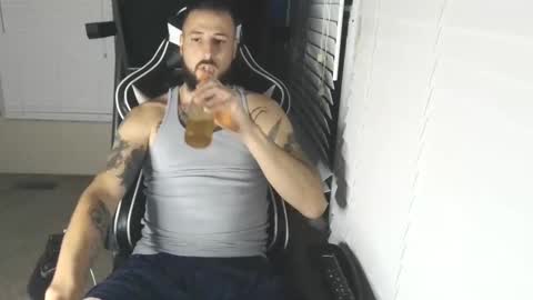 Snapshot of swoozy_ chatting on October 21, 2025, 1:39 am swoozy_ online show from October 21, 2025, 1:39 am