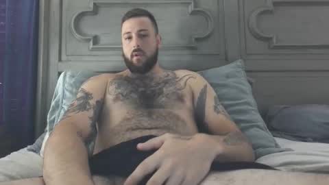 Snapshot of swoozy_ chatting on November 19, 2025, 6:52 pm swoozy_ online show from November 19, 2025, 6:52 pm