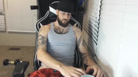 Snapshot of swoozy_ chatting on December 3, 2025, 2:08 am swoozy_ online show from December 3, 2025, 2:08 am