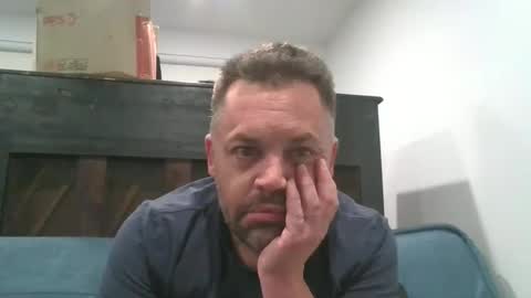 sxylegsturnmeon online show from March 1, 2025, 1:51 pm