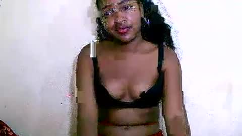 Snapshot of sylviasexy27 chatting on December 21, 2024, 3:53 pm sylviasexy27 online show from December 21, 2024, 3:53 pm