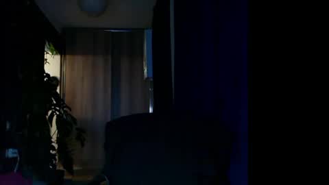 Snapshot of t_huracane chatting on February 22, 2025, 7:47 pm Huracane online show from February 22, 2025, 7:47 pm