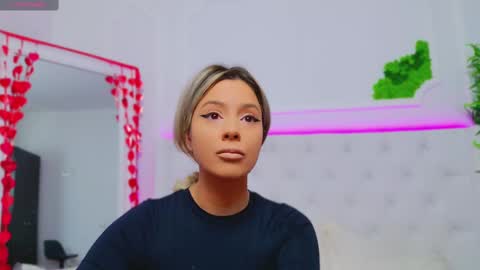 Snapshot of taahiraarabian chatting on February 28, 2025, 4:20 pm Arianna online show from February 28, 2025, 4:20 pm