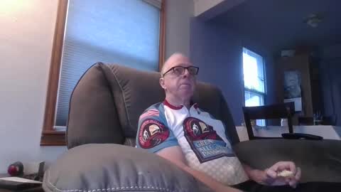 Snapshot of tacrunner66_ chatting on February 5, 2025, 1:04 am tacrunner66_ online show from February 5, 2025, 1:04 am