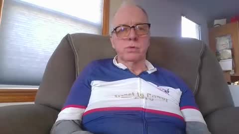 Snapshot of tacrunner66_ chatting on February 12, 2025, 9:33 pm tacrunner66_ online show from February 12, 2025, 9:33 pm