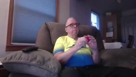 Snapshot of tacrunner66_ chatting on February 14, 2025, 1:23 am tacrunner66_ online show from February 14, 2025, 1:23 am
