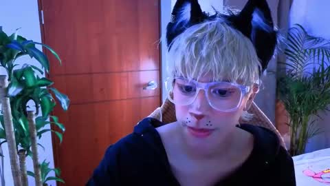 taichi online show from October 29, 2025, 10:50 am