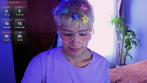 taichi online show from November 29, 2025, 5:27 pm