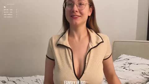 Snapshot of taithelme chatting on November 13, 2025, 1:26 am Molly online show from November 13, 2025, 1:26 am