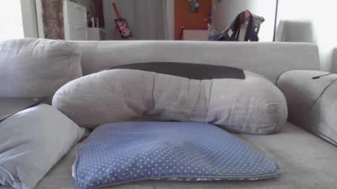 Snapshot of talent_scout_1 chatting on December 13, 2024, 12:31 am Edge Master Flash online show from December 13, 2024, 12:31 am