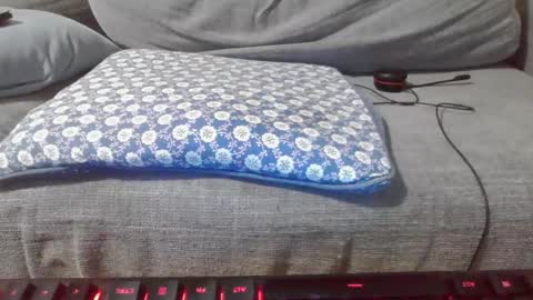 Snapshot of talent_scout_1 chatting on December 21, 2024, 1:42 pm Edge Master Flash online show from December 21, 2024, 1:42 pm