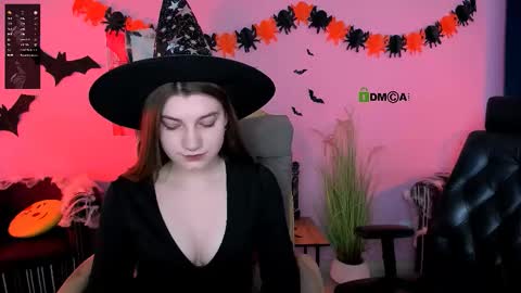 Snapshot of talia_seduce chatting on October 24, 2025, 9:06 am talia_seduce online show from October 24, 2025, 9:06 am