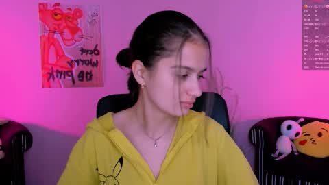 Snapshot of talia_seduce chatting on November 21, 2025, 1:43 pm talia_seduce online show from November 21, 2025, 1:43 pm