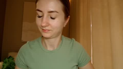  Kira  online show from January 13, 2025, 9:08 am