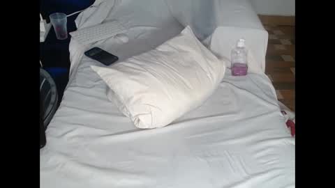 butterflyass online show from January 10, 2025, 2:57 am