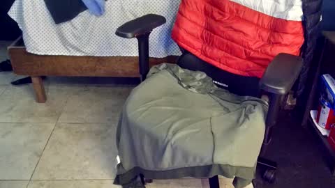 Snapshot of talltannhandsome chatting on September 9, 2025, 2:38 pm talltannhandsome online show from September 9, 2025, 2:38 pm