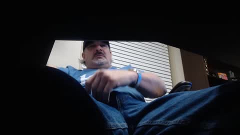 Snapshot of talltexxxan chatting on February 5, 2025, 12:53 am talltexxxan online show from February 5, 2025, 12:53 am