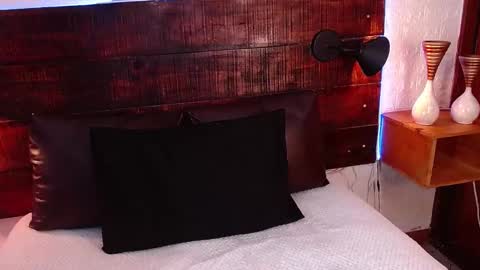 Snapshot of tamara_sanz1 chatting on January 10, 2025, 6:38 pm online show from January 10, 2025, 6:38 pm