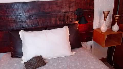 Snapshot of tamara_sanz1 chatting on January 23, 2025, 7:29 pm online show from January 23, 2025, 7:29 pm