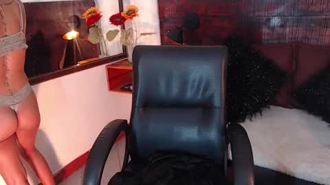 Snapshot of tamara_sanz1 chatting on February 11, 2025, 5:50 pm online show from February 11, 2025, 5:50 pm