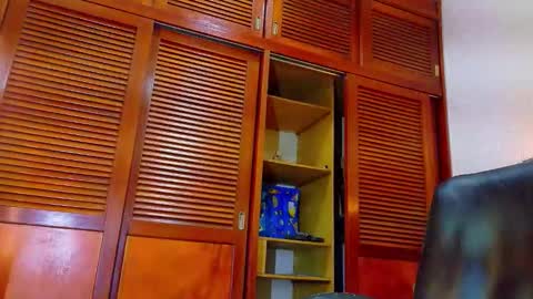 Snapshot of tamara_sanz1 chatting on September 21, 2025, 5:03 pm online show from September 21, 2025, 5:03 pm