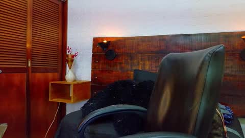 Snapshot of tamara_sanz1 chatting on September 22, 2025, 6:54 pm online show from September 22, 2025, 6:54 pm