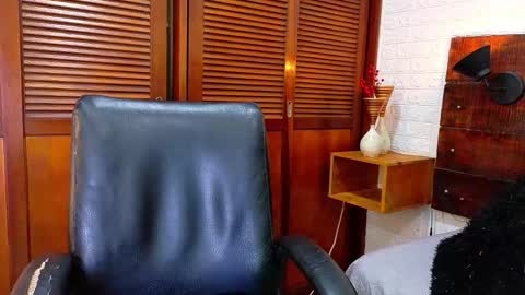 Snapshot of tamara_sanz1 chatting on September 30, 2025, 9:58 am online show from September 30, 2025, 9:58 am