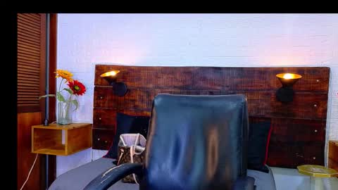 Snapshot of tamara_sanz1 chatting on October 16, 2025, 10:05 am online show from October 16, 2025, 10:05 am