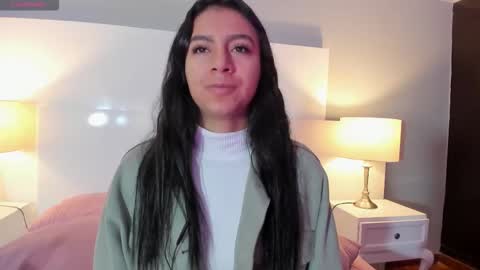 Tamy  online show from December 18, 2025, 1:06 pm