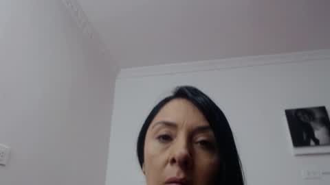 Snapshot of tamy_brooks chatting on November 3, 2025, 9:43 am Tammy online show from November 3, 2025, 9:43 am