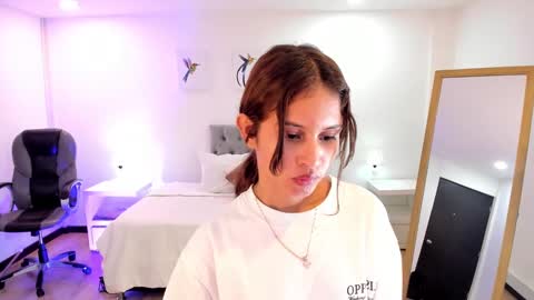 Tamy  online show from March 6, 2025, 6:48 pm