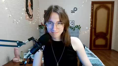 Snapshot of tangerine4dreams chatting on February 13, 2025, 12:54 pm Milena Kuprianova online show from February 13, 2025, 12:54 pm