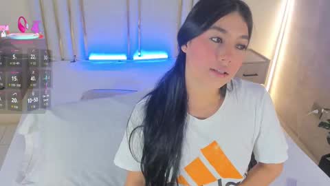 Snapshot of taniamilan chatting on September 14, 2025, 11:42 am Tania online show from September 14, 2025, 11:42 am